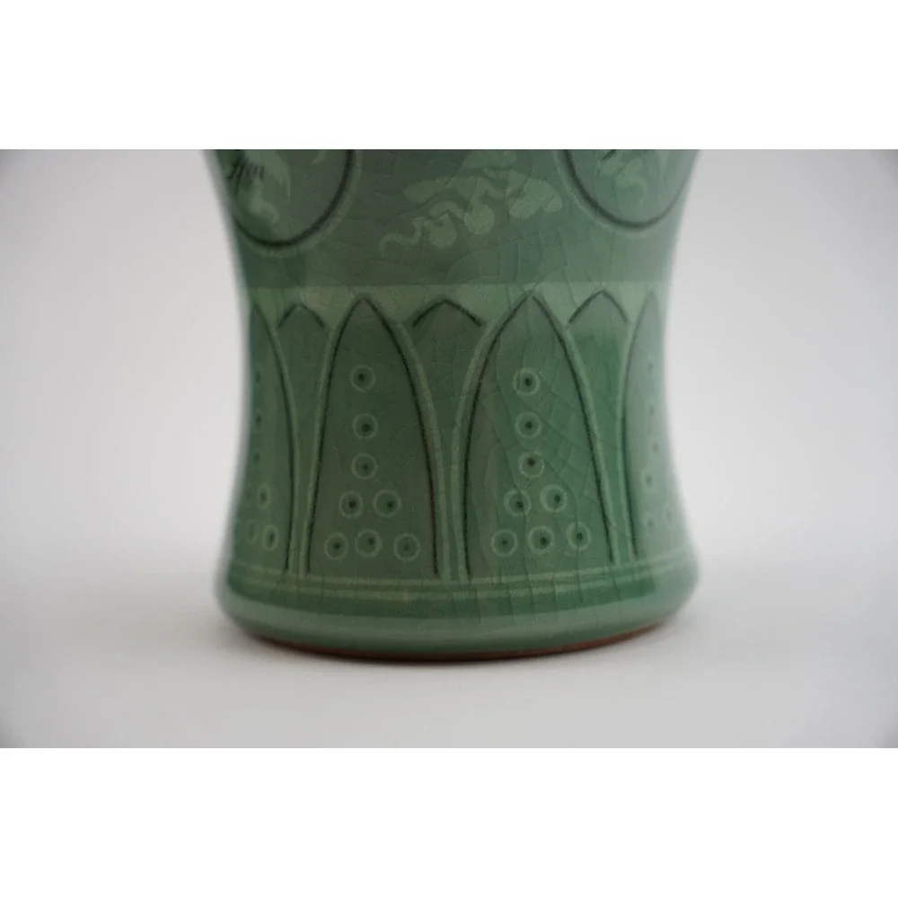 Vintage Celadon Crane Vase Korean Style Porcelain Ceramic Decorative 9.5